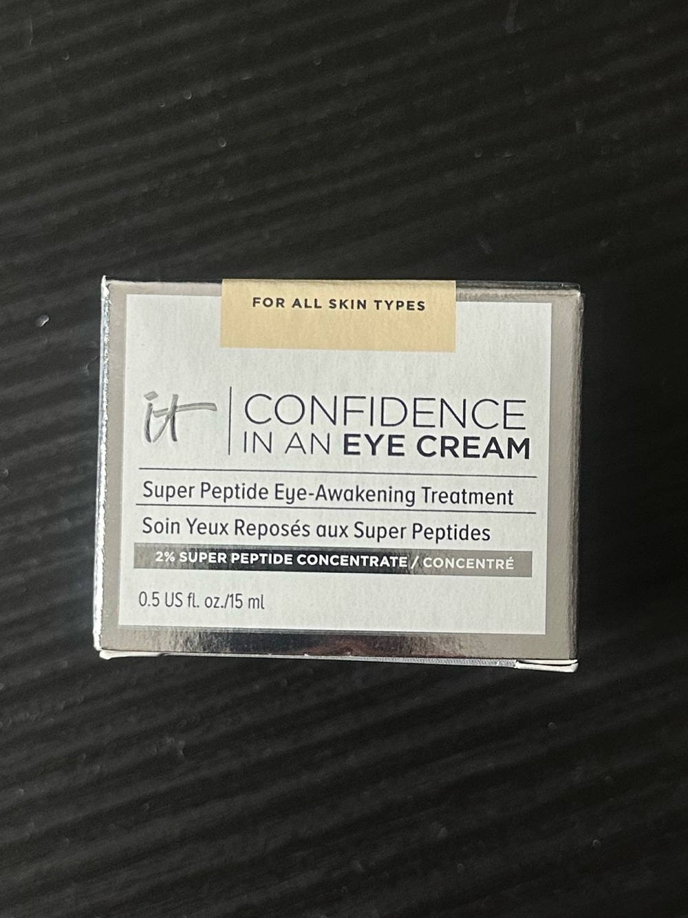 it cosmetics Confidence In An Eye Cream - new